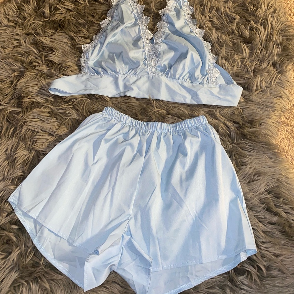 Two piece set